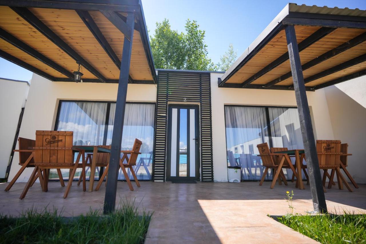 Bungalowuri "Doi Cocosi " Villa Horezu Exterior photo